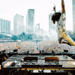 Steve Aoki - Ultra Music Festival Miami 2017 [Live]