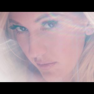 Ellie Goulding - Love Me Like You Do (Official Video)