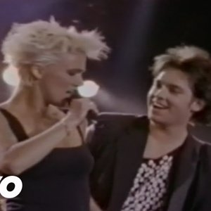 Roxette - Listen To Your Heart - YouTube