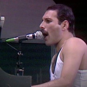 Queen - Bohemian Rhapsody (Live Aid 1985)